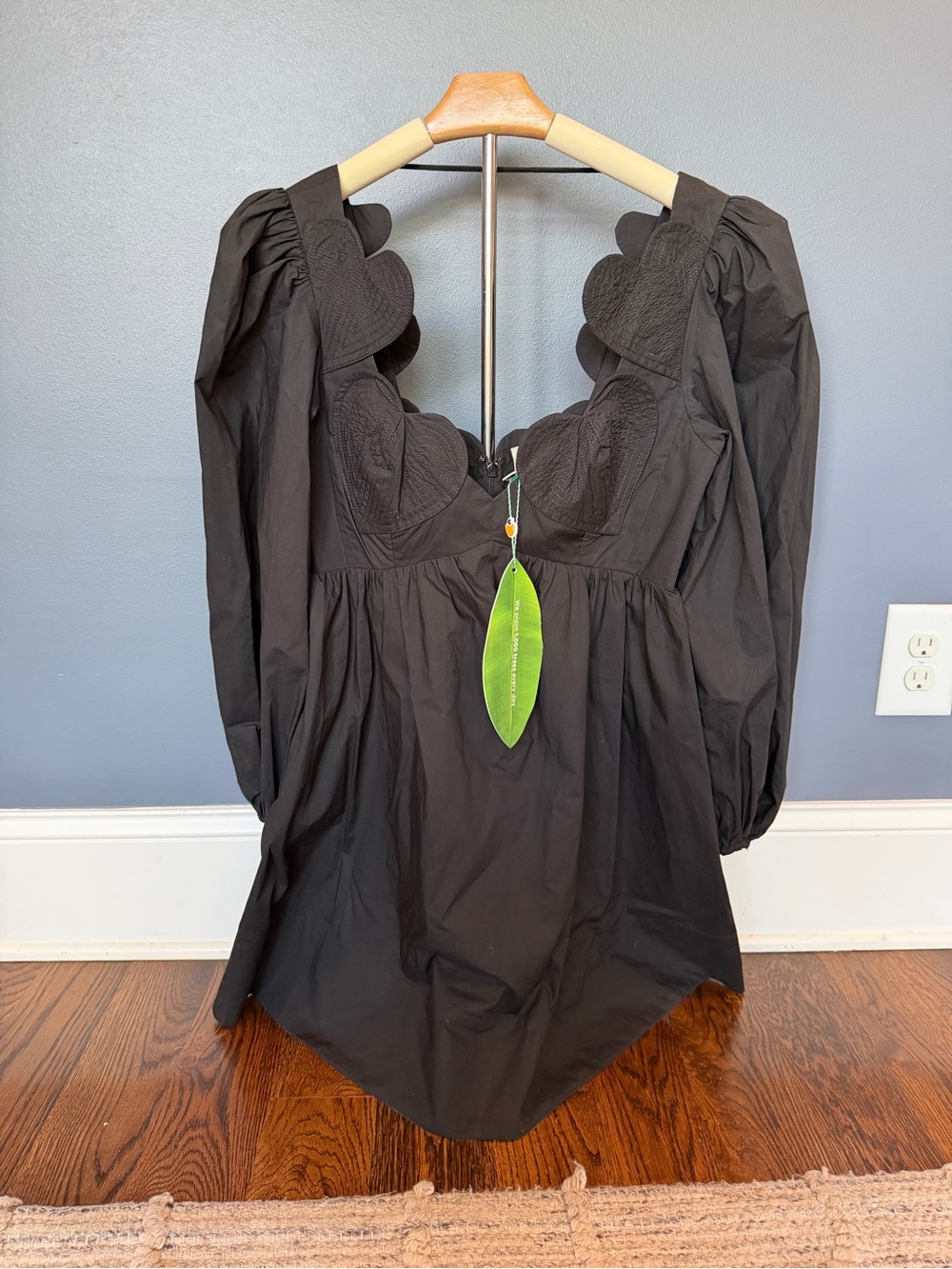 FARM Rio NWT Black Mini Dress with Scalloped Neckline - Picture 3 of 6